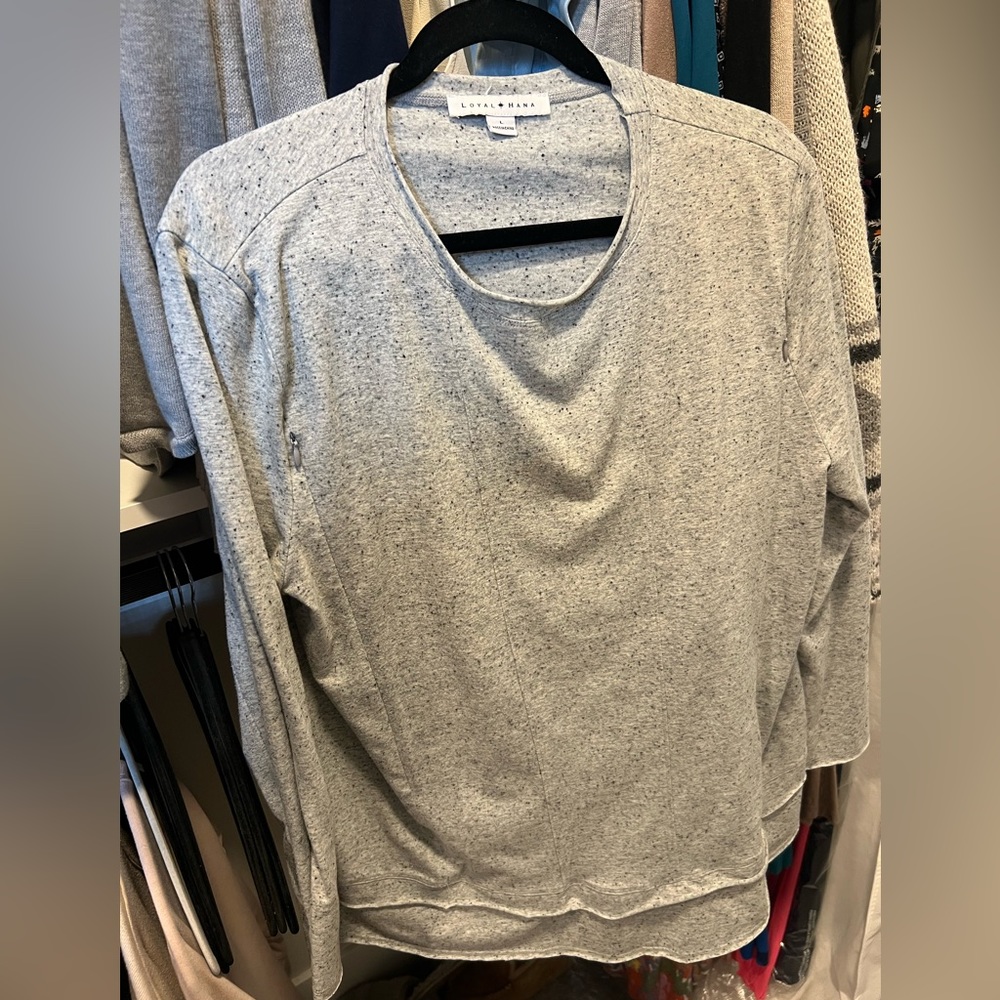 Loyal Hana nursing top
